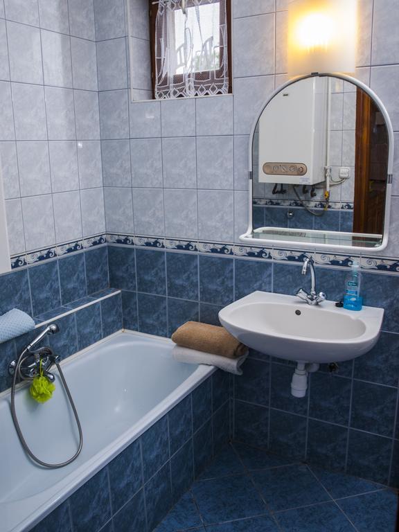 Flora Apartman Gyula Exterior photo
